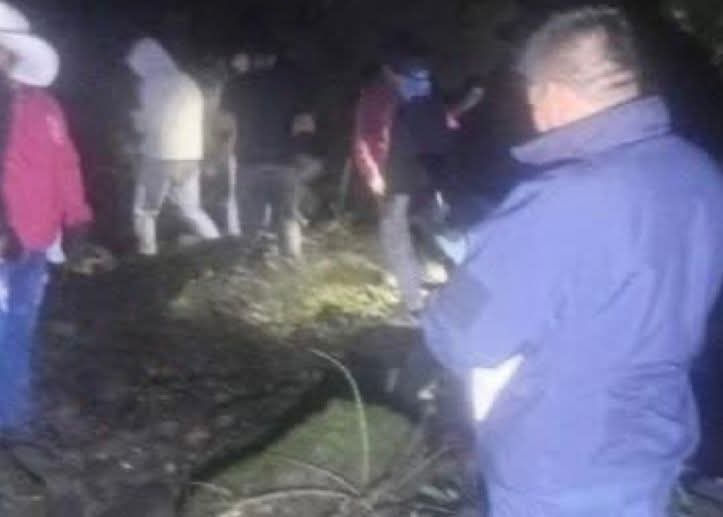 f2798bd4-a463-426d-a721-cd0f1d3ffd32