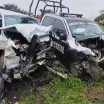 FAT4L ACCIDENTE ENTRE PATRULLA DE POLICIA Y CAMIONETA