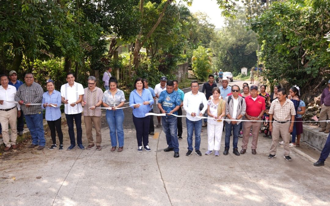 𝗠𝗲𝗷𝗼𝗿𝗲𝘀, 𝘃𝗶𝗮𝗹𝗶𝗱𝗮𝗱𝗲𝘀 𝘆 𝗯𝗶𝗲𝗻𝗲𝘀𝘁𝗮𝗿 𝗽𝗮𝗿𝗮 𝘁𝗼𝗱𝗼𝘀 𝗲𝗻 𝗦𝗮𝗻𝘁𝗮 𝗥𝗼𝘀𝗮 𝗔𝗯𝗮𝘁𝗮: 𝗠𝗮𝗿í𝗮 𝗘𝗹𝗲𝗻𝗮 𝗦𝗼𝗹𝗮𝗻𝗮 𝗖𝗮𝗹𝘇𝗮𝗱𝗮.