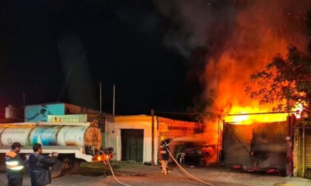 🔥INCENDIO EN TALLER MECÁNICO