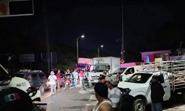 Continúa cerrada la carretera federal 180 a la altura de #Alvarado: Capufe