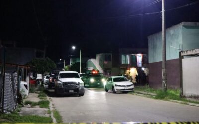 Ejecutan a exconvicto dentro de vivienda en fraccionamiento de #Acayucan