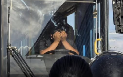 CON EL ALMA DESTROZADA, CONDUCTOR DE RUTA 106 ROMPE EN LLANTO