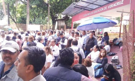 PROFESORES TOMAN LA SEV EN XALAPA