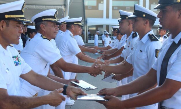 ASCENSOS EN LA HEROICA ESCUELA NAVAL MILITAR