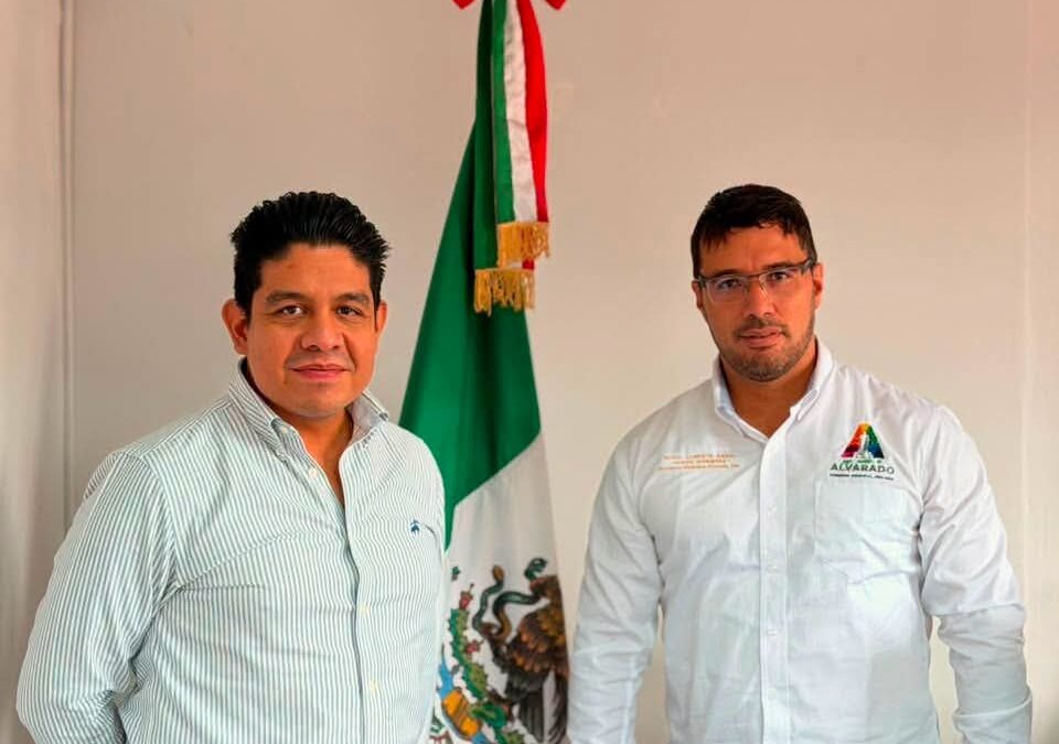 AVANZA REGULARIZACIÓN DE PREDIOS EN ALVARADO