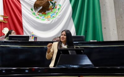 INDIRA ROSALES EXPONE A SECRETARIO DE FINANZAS, NO HA PAGADO DEUDA BURSÁTIL DE VERACRUZ