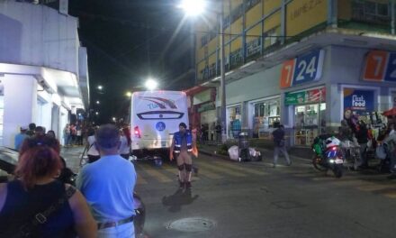 TRAGEDIA EN CÓRDOBA: MUERE MUJER ATROPELLADA POR UN AUTOBÚS