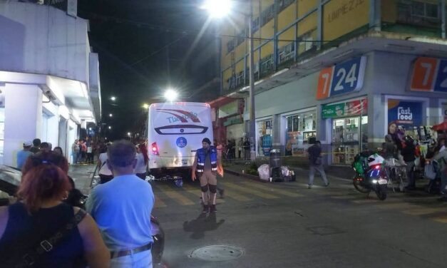 TRAGEDIA EN CÓRDOBA: MUERE MUJER ATROPELLADA POR UN AUTOBÚS