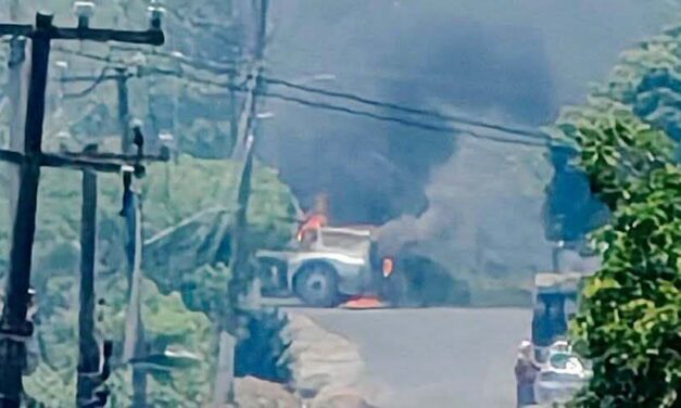 QUEMAN CAMIONES EN LA CARRETERA TUXPAN-TAMIAHUA