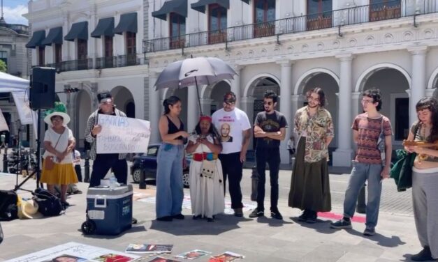 AYUNTAMIENTO DE XALAPA OBSTACULIZA MARCHA DE MADRES BUSCADORAS