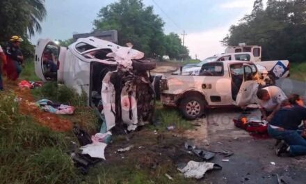 CUATRO VICTIMAS EN ACCIDENTE EN AGUA DULCE