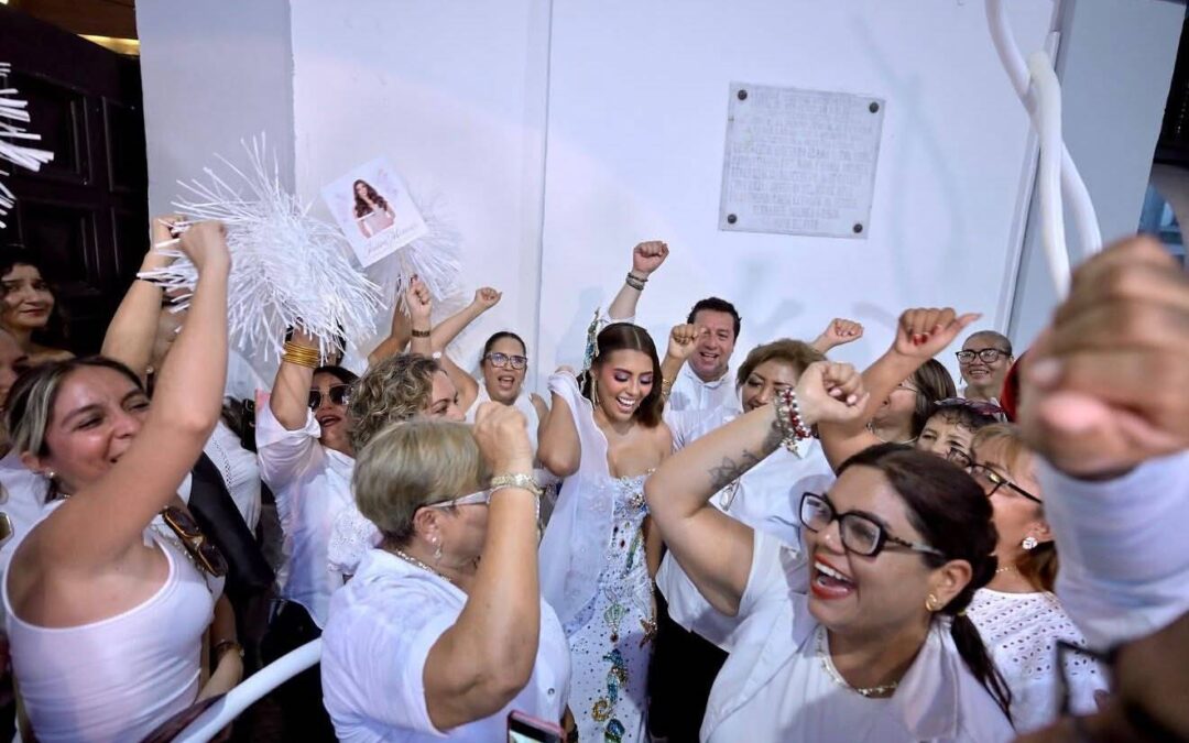 MAGISTERIO DE LA SECCIÓN 32 DEL SNTE RESPALDA A INDIRA MENESES RUMBO AL CARNAVAL DE VERACRUZ 2027