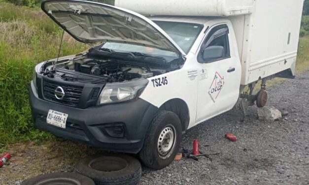DETIENEN A SUJETO DESVALIJANDO CAMIONETA ROBADA EN COSCOMATEPEC