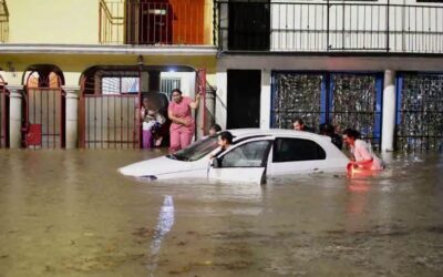 ¡TRAGEDIA EN #XALAPA! LLUVIAS DEJAN DOS MUERTOS, INUNDACIONES Y DESTRUCCIÓN