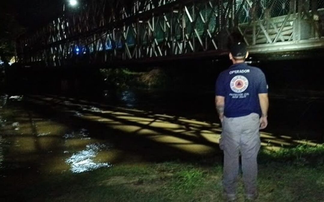 EVACUACIÓN PREVENTIVA POR CRECIDA DE RIOS AL SUR DE VERACRUZ