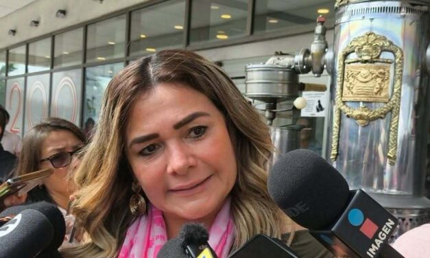 REPORTA MARIJOSE GAMBOA 3 ACCIDENTES CAUSADOS POR DEFICIENCIAS DE COMPAÑIA DE AGUA CAB