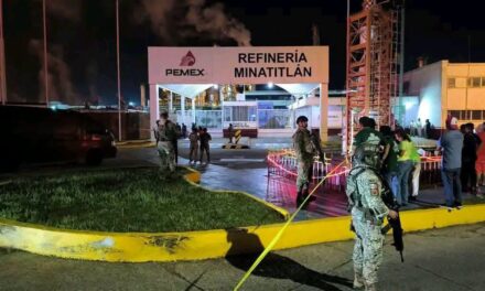 SANGRIENTO ATAQUE A INSTALACIONES DE PEMEX EN MINATITLAN!!!