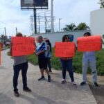 Conductores de aplicaciones se manifestaron la mañana de este jueves