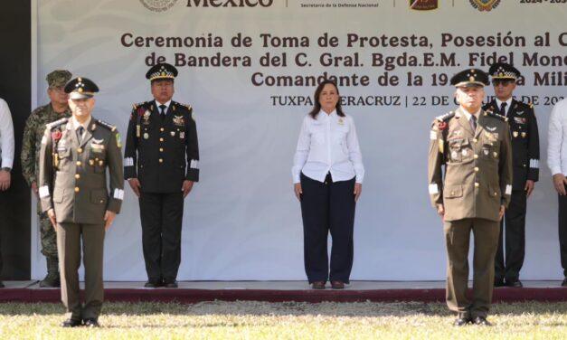 La gobernadora Rocío Nahle García participó como invitada de honor en la ceremonia de Toma de Protesta
